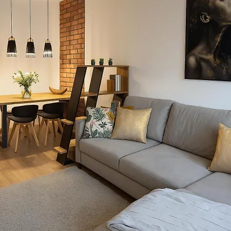 M&s Lux Pojezierska - Balkon Z Widokiem, Klimatyzacja I Blisko Manufaktury Daire Łódź